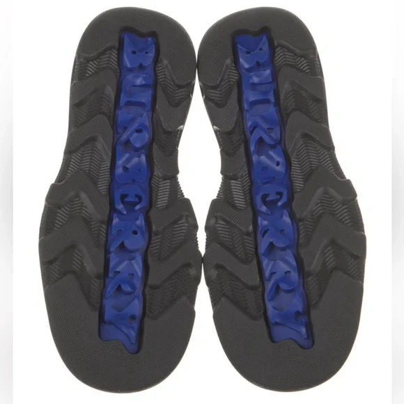 Burberry Leather Chelsea Boots - Picture 5 of 5